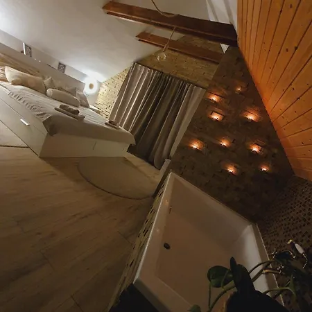 Serenita Vendeghaz Apartment *